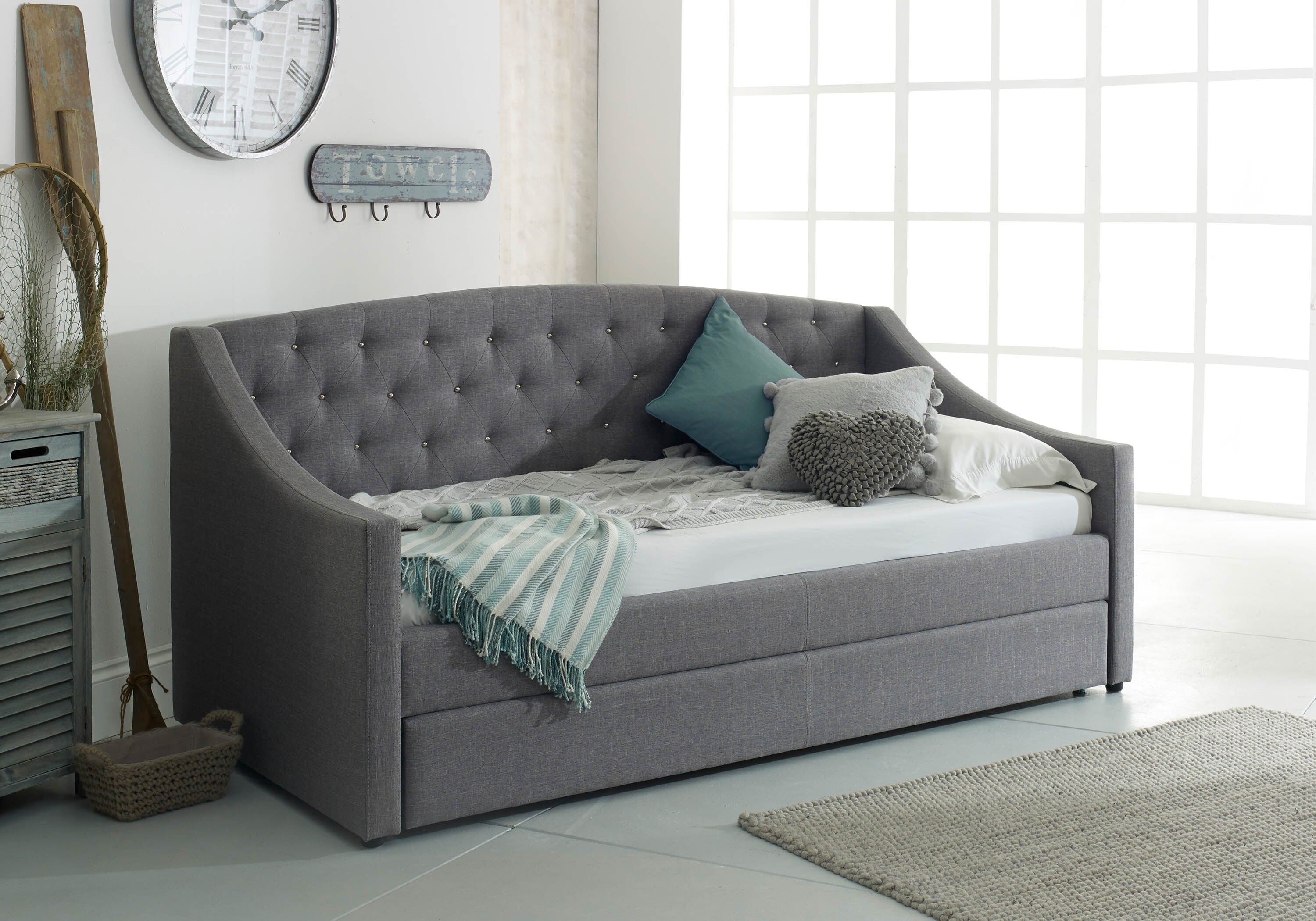 Fabric trundle outlet daybed