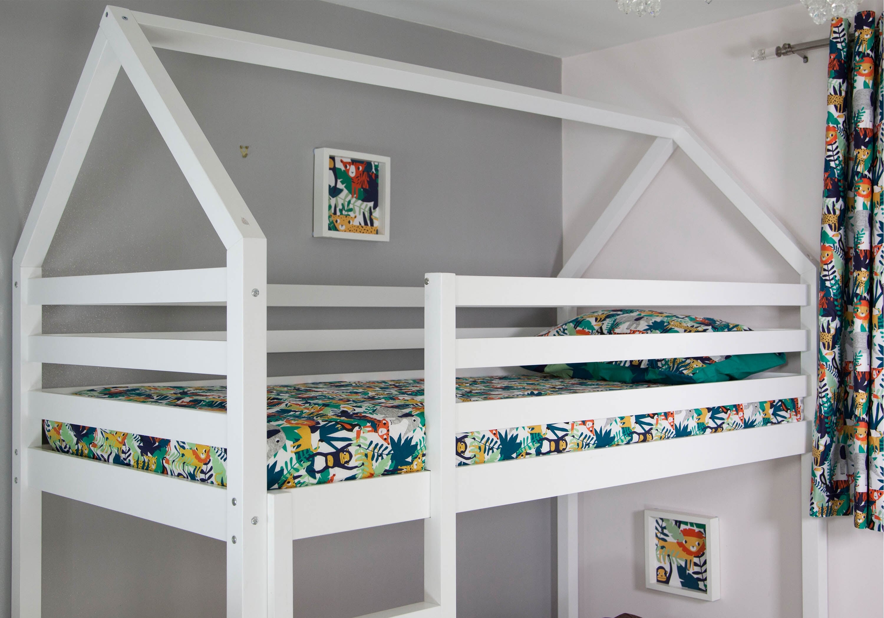 Boys play new arrivals bed