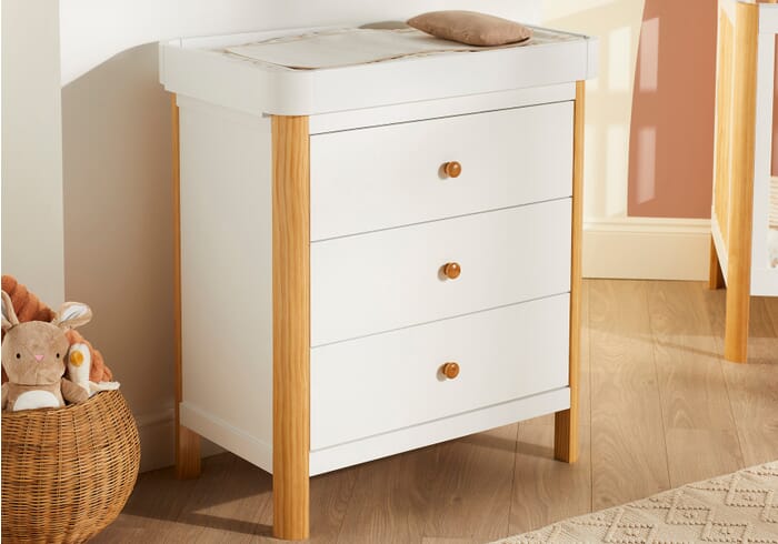 Ickle Bubba Tenby Changing Unit/Drawer Chest Modern design available in black and white and pine and white