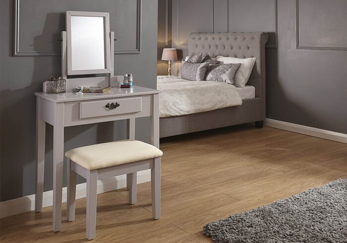 GFW Shaker Dressing Table And Stool