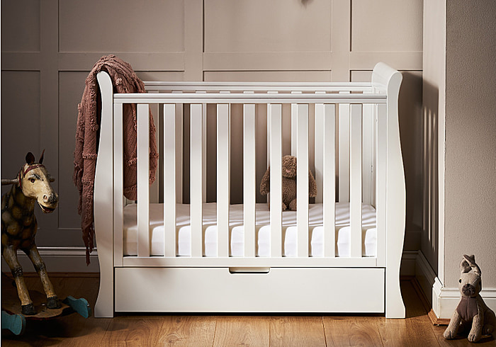 Obaby Stamford Space Saver Cot & Cot Top Changer
